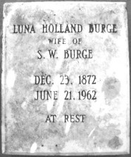 Luna  Burge